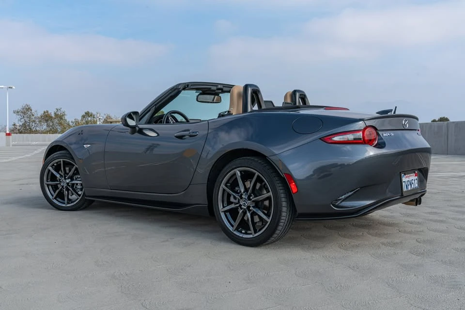 2017 Mazda ND MX-5 Miata - Image 8 of 20