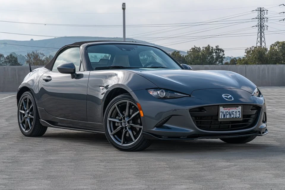 2017 Mazda ND MX-5 Miata - Image 2 of 20