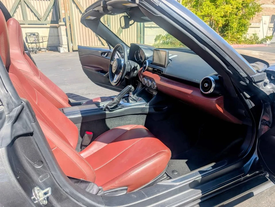 2017 Mazda ND MX-5 Miata - Image 19 of 20
