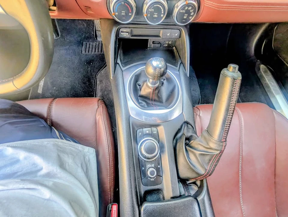 2017 Mazda ND MX-5 Miata - Image 16 of 20