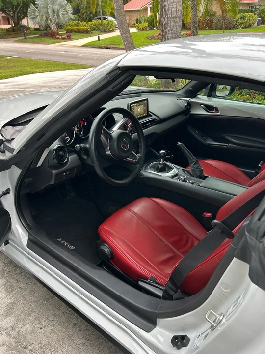 2017 Mazda ND MX-5 Miata - Image 12 of 17
