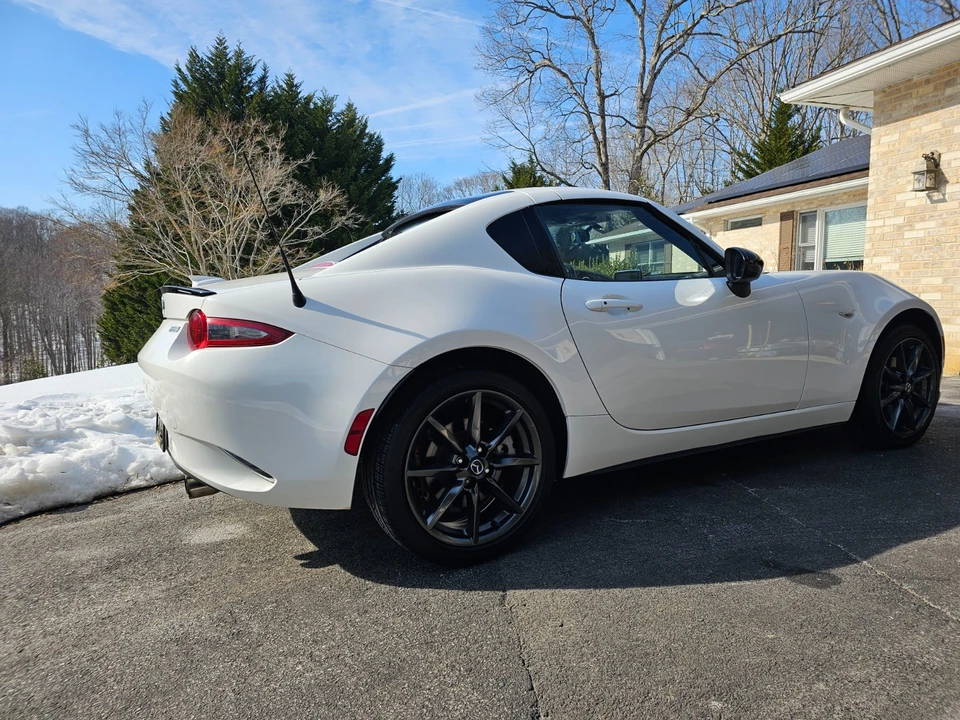 2017 Mazda ND MX-5 Miata - Image 9 of 21