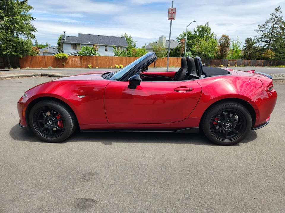 2017 Mazda ND MX-5 Miata - Image 7 of 31