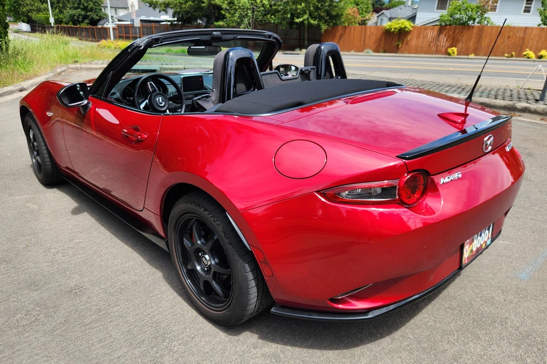 2017 Mazda ND MX-5 Miata - Image 4 of 31