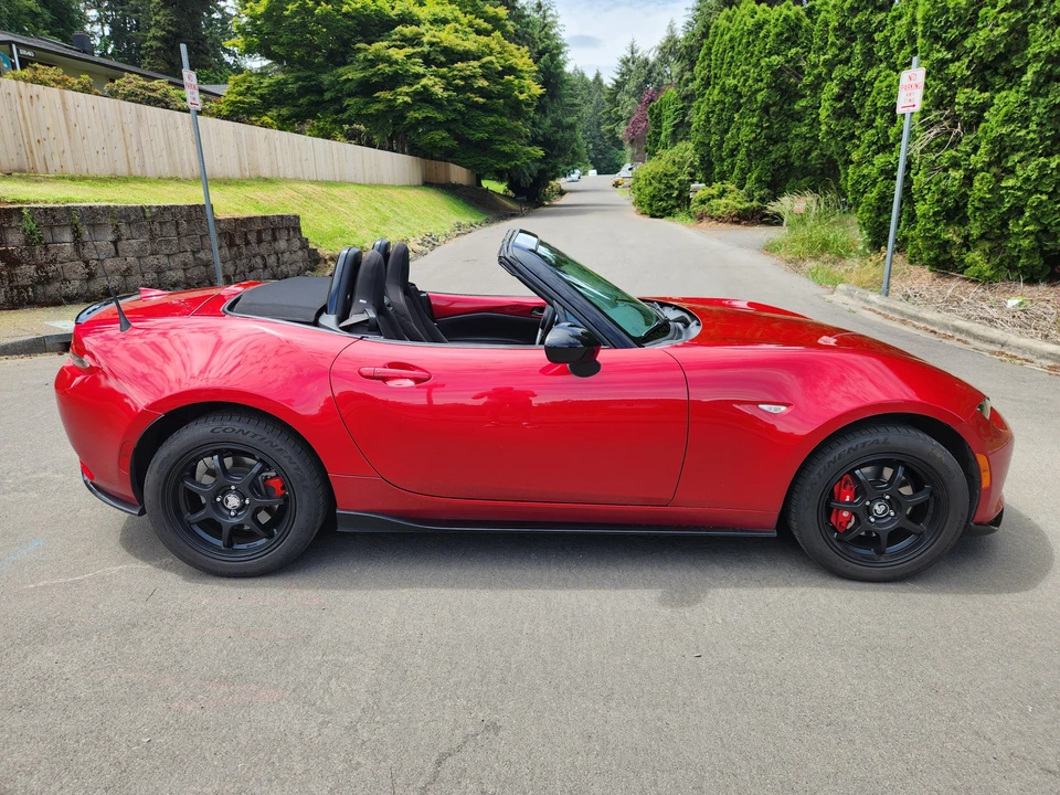 2017 Mazda ND MX-5 Miata - Image 9 of 31