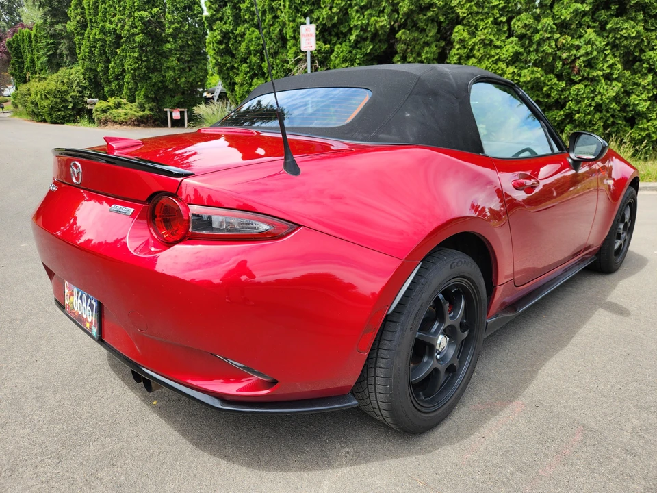 2017 Mazda ND MX-5 Miata - Image 21 of 31