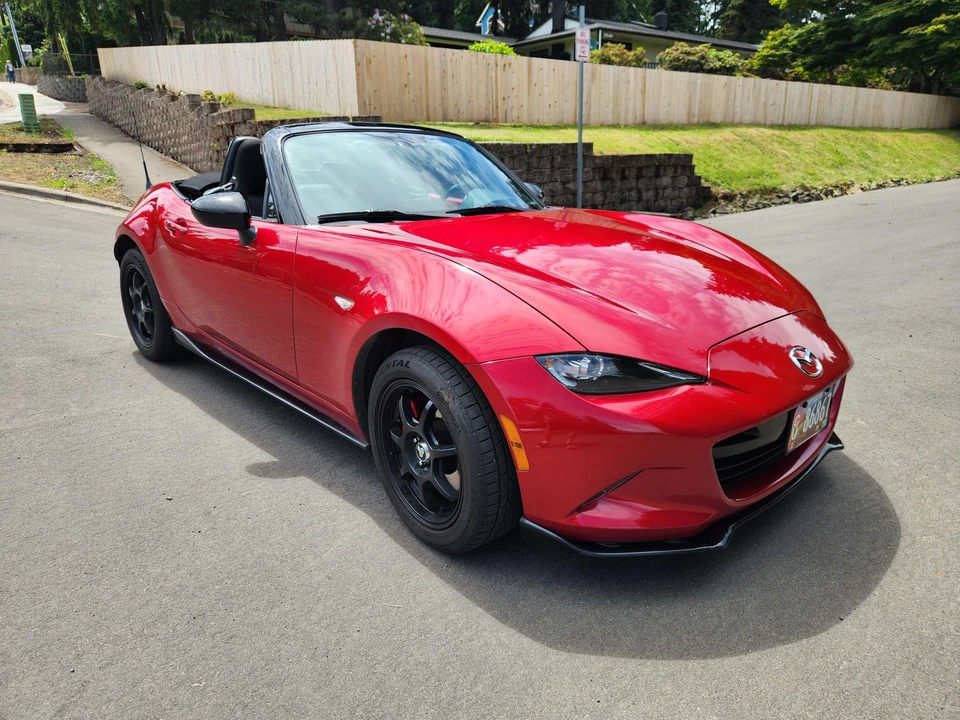 2017 Mazda ND MX-5 Miata - Image 10 of 31