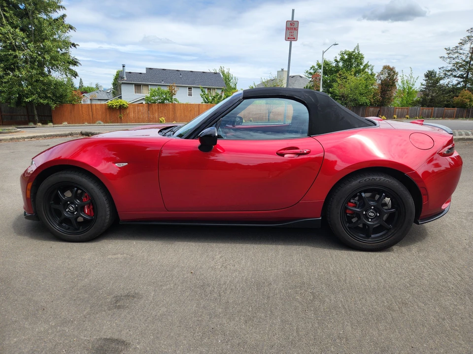 2017 Mazda ND MX-5 Miata - Image 16 of 31