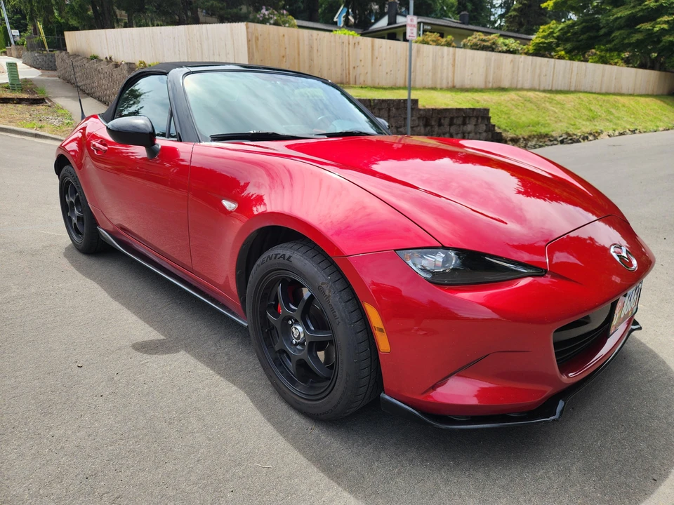 2017 Mazda ND MX-5 Miata - Image 23 of 31