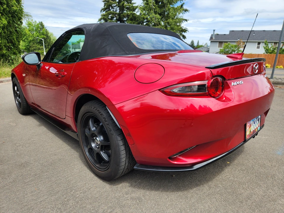 2017 Mazda ND MX-5 Miata - Image 17 of 31