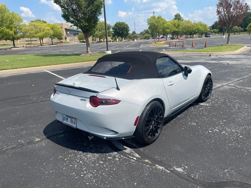 2017 Mazda ND MX-5 Miata - Image 26 of 31