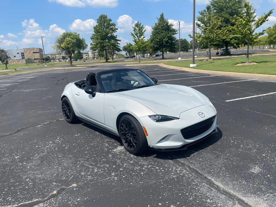 2017 Mazda ND MX-5 Miata - Image 20 of 31