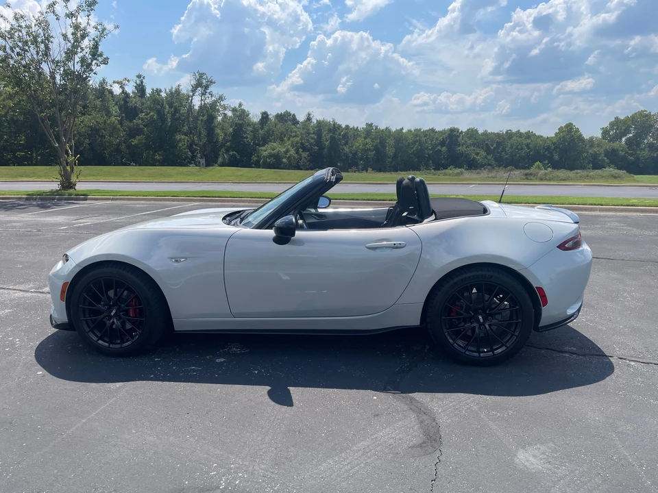 2017 Mazda ND MX-5 Miata - Image 11 of 31