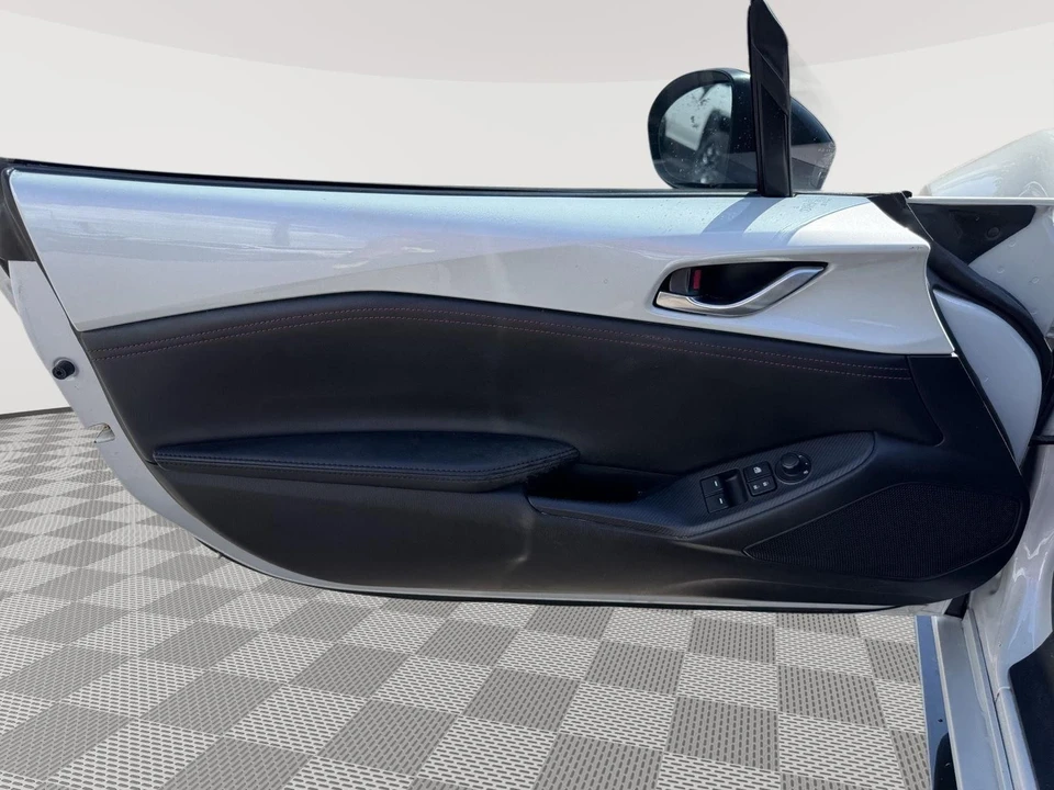 2017 Mazda ND MX-5 Miata - Image 9 of 12