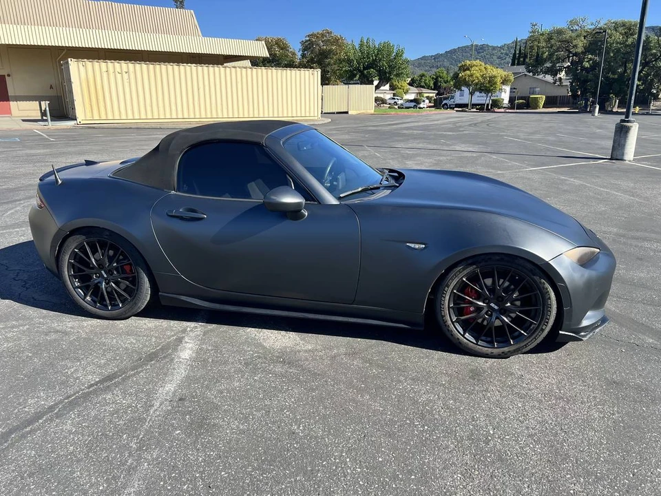 2017 Mazda ND MX-5 Miata - Image 4 of 24