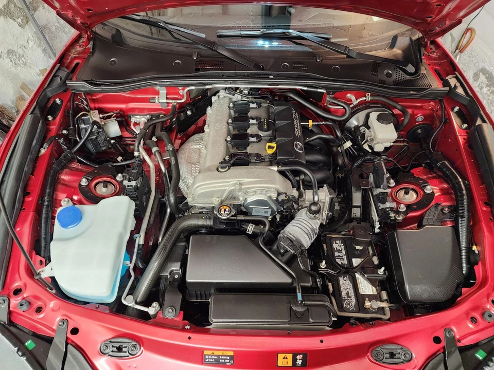 2017 Mazda ND MX-5 Miata - Image 16 of 25