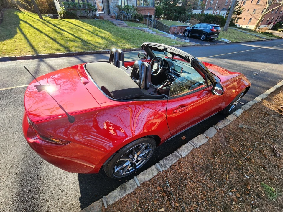 2017 Mazda ND MX-5 Miata - Image 20 of 25