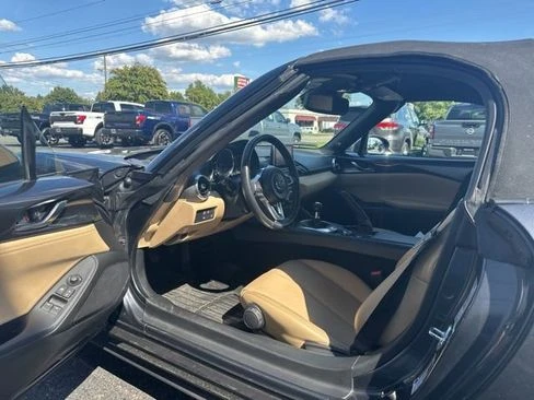 2017 Mazda ND MX-5 Miata - Image 9 of 19