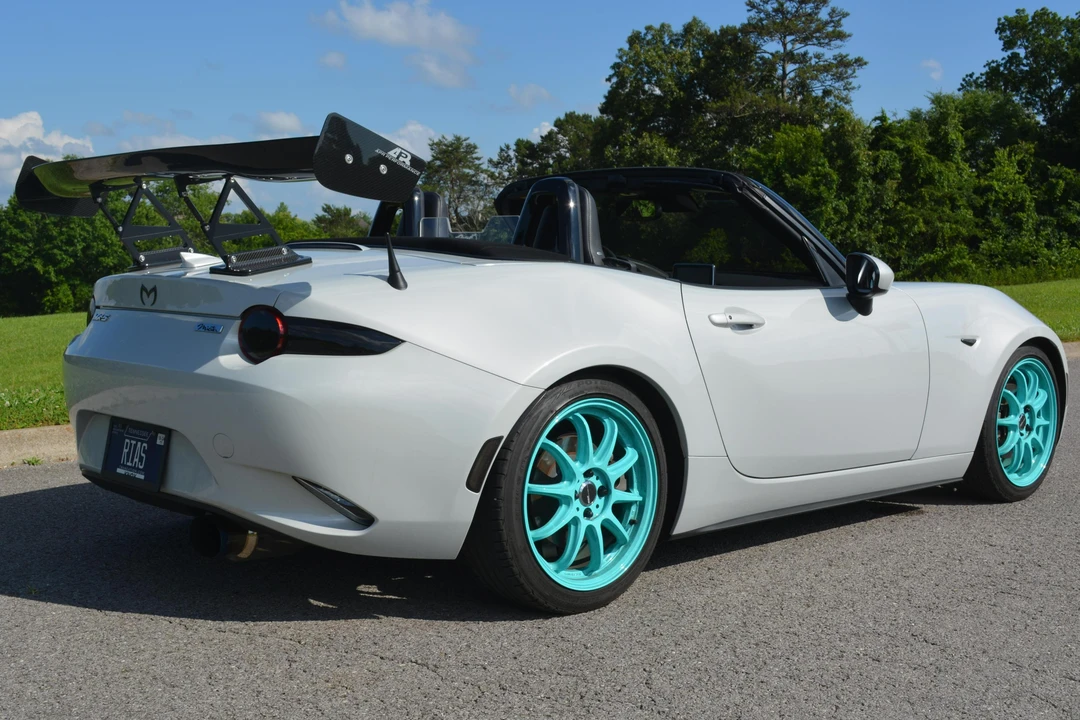 2017 Mazda ND MX-5 Miata - Image 4 of 30