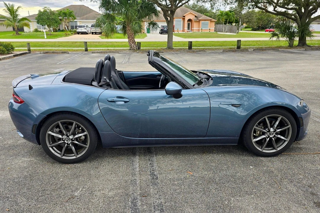2017 Mazda ND MX-5 Miata - Image 3 of 31