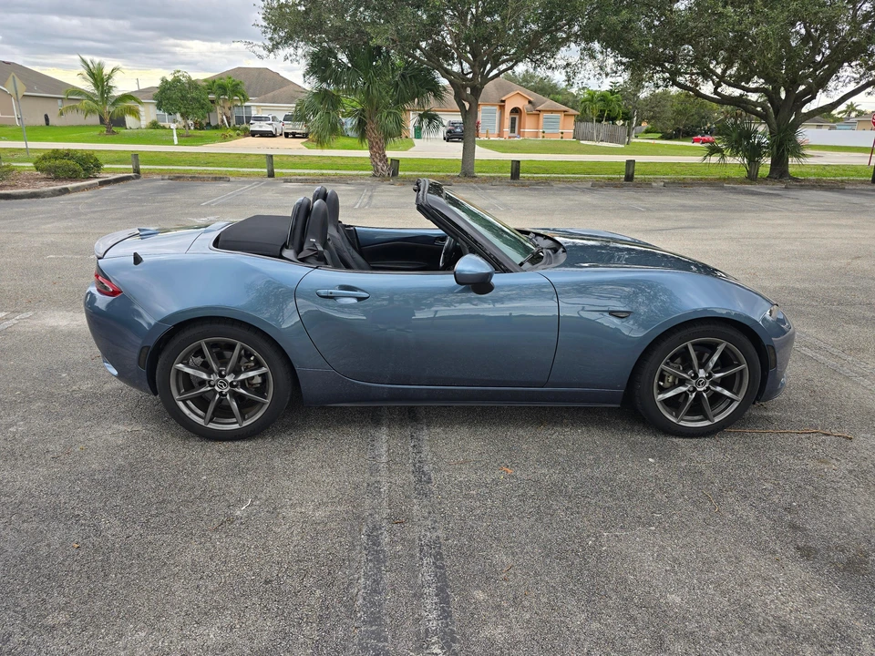 2017 Mazda ND MX-5 Miata - Image 10 of 31