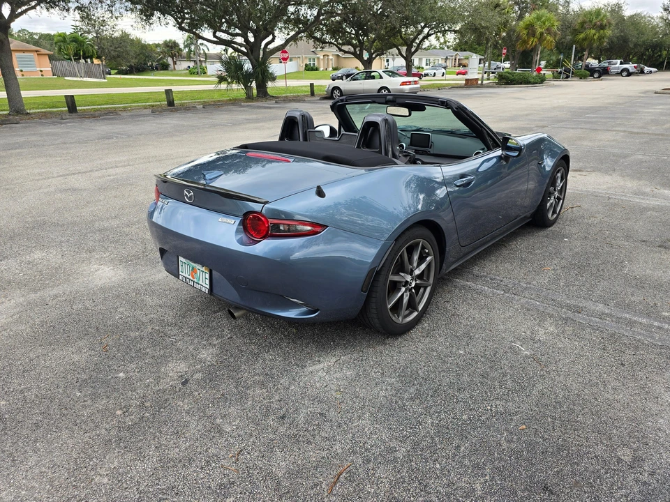 2017 Mazda ND MX-5 Miata - Image 9 of 31