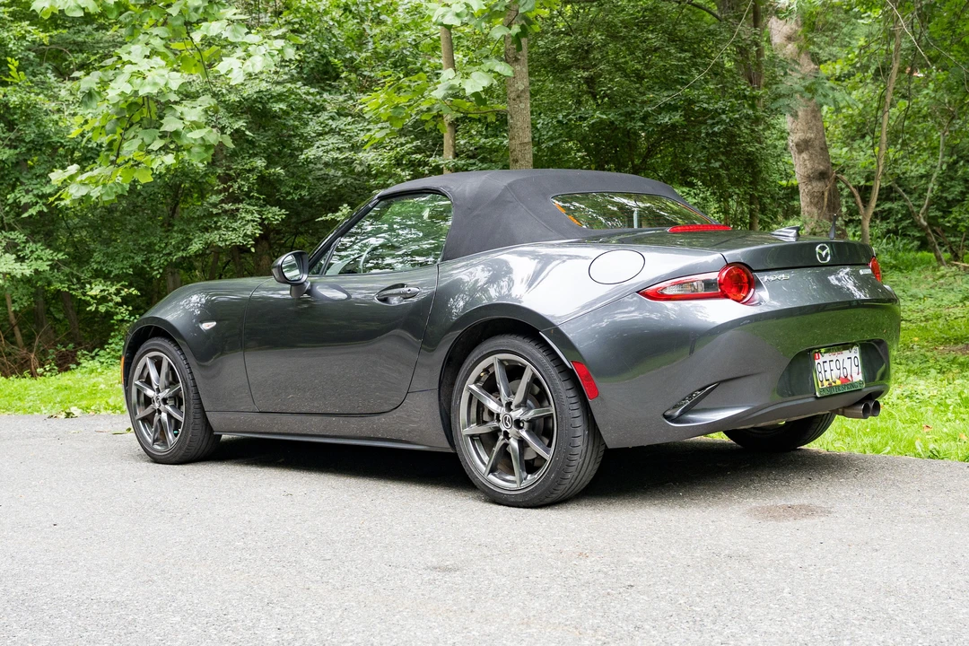 2017 Mazda ND MX-5 Miata - Image 16 of 31