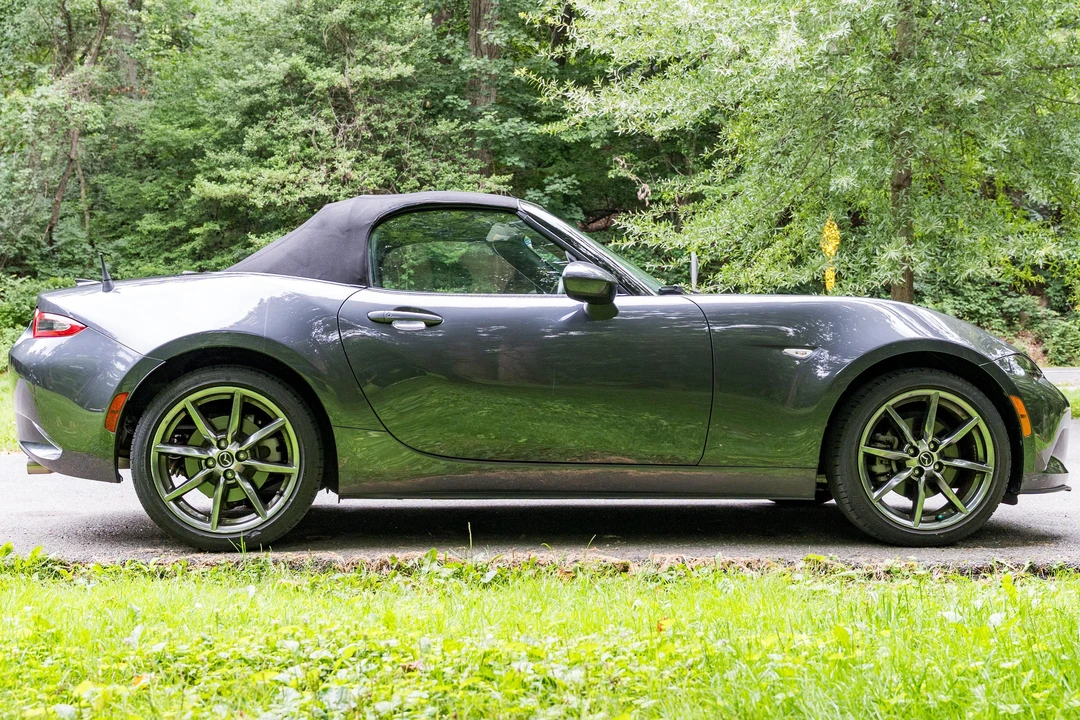 2017 Mazda ND MX-5 Miata - Image 3 of 31