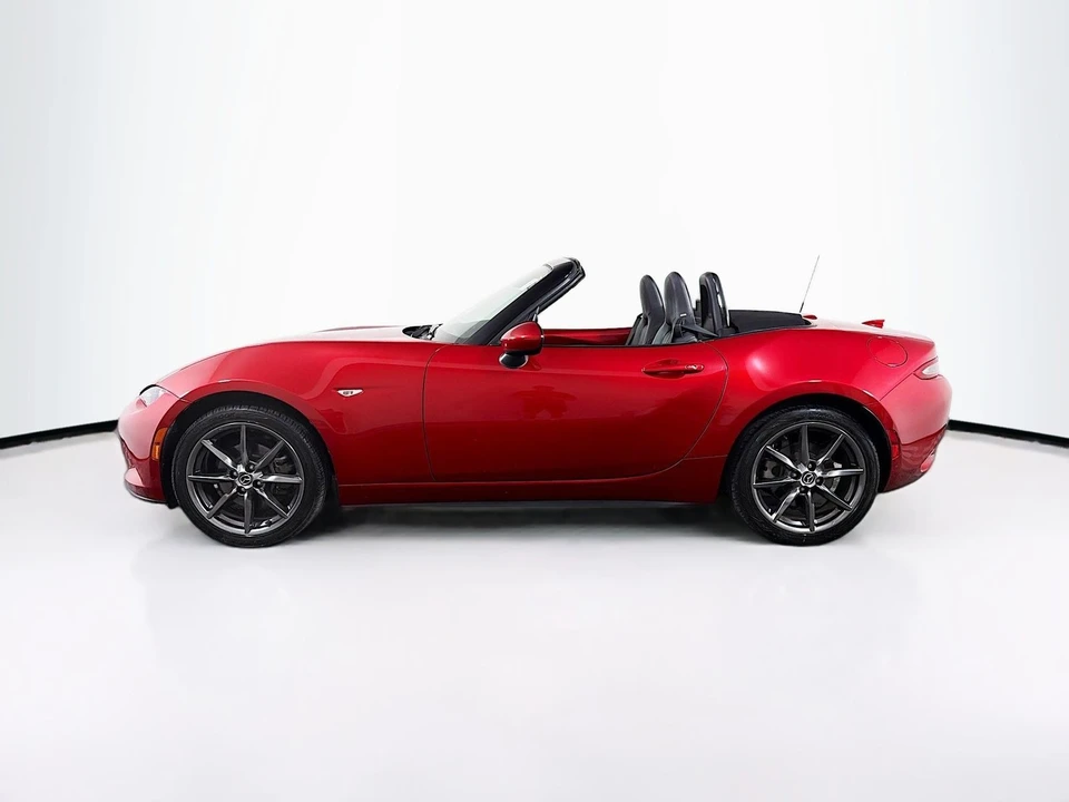 2017 Mazda ND MX-5 Miata - Image 8 of 31