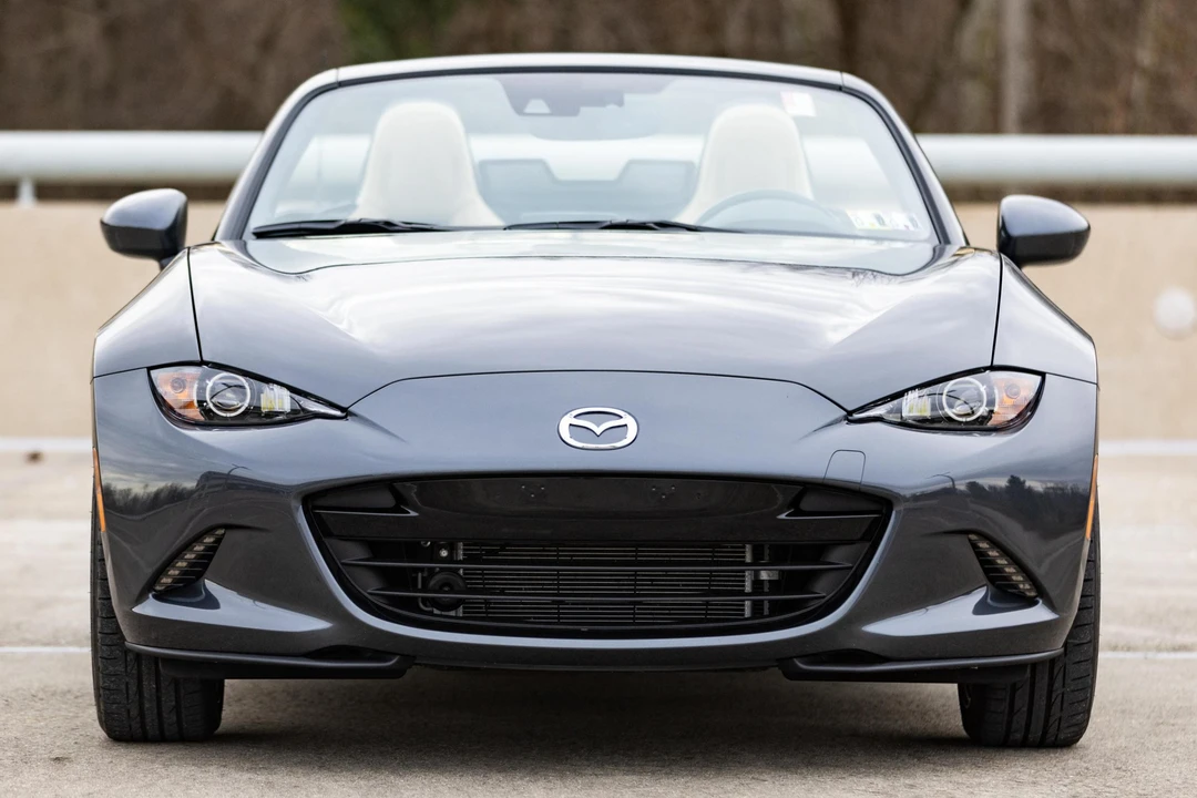 2017 Mazda ND MX-5 Miata - Image 2 of 31