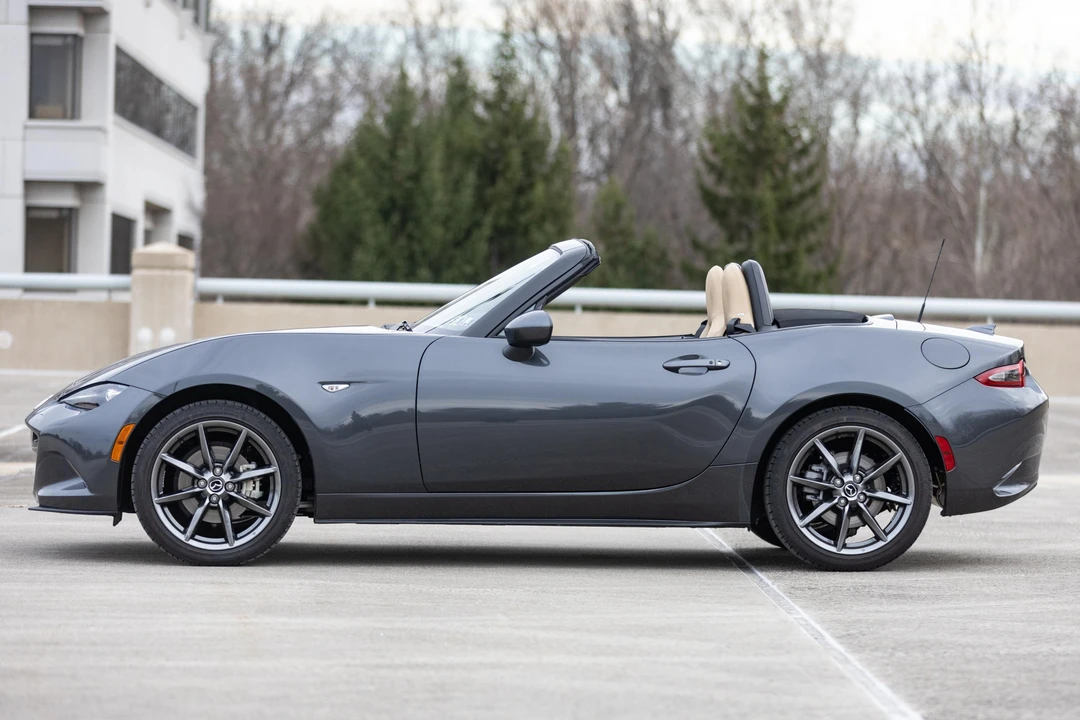 2017 Mazda ND MX-5 Miata - Image 10 of 31