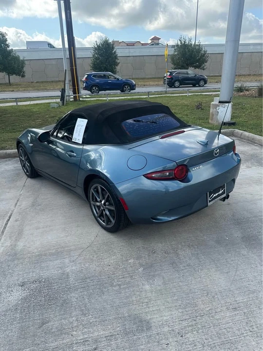 2017 Mazda ND MX-5 Miata - Image 2 of 8