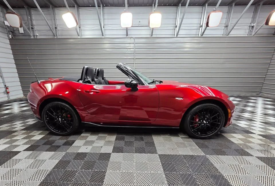 2017 Mazda ND MX-5 Miata - Image 8 of 18