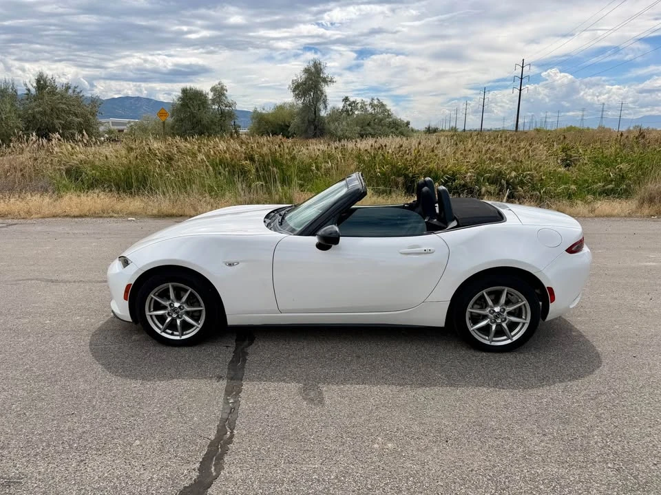 2017 Mazda ND MX-5 Miata - Image 17 of 19