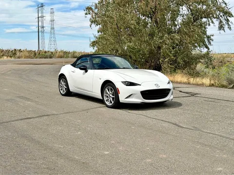2017 Mazda MX-5 Miata Sport