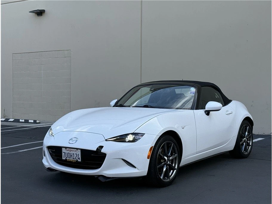 2017 Mazda ND MX-5 Miata - Image 15 of 15