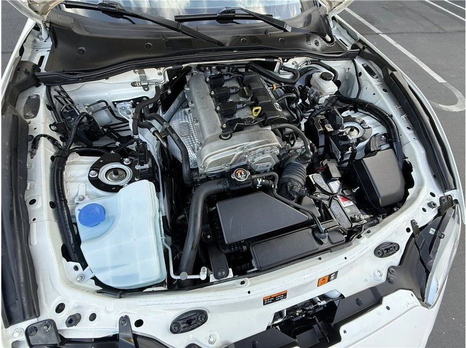 2017 Mazda ND MX-5 Miata - Image 12 of 15
