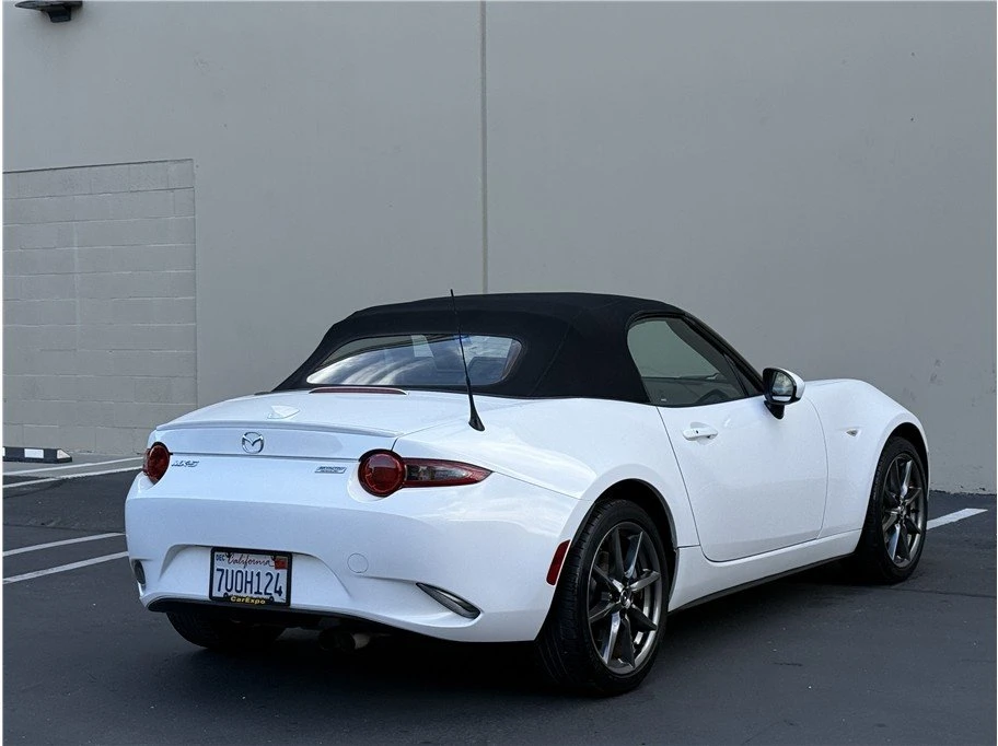 2017 Mazda ND MX-5 Miata - Image 4 of 15