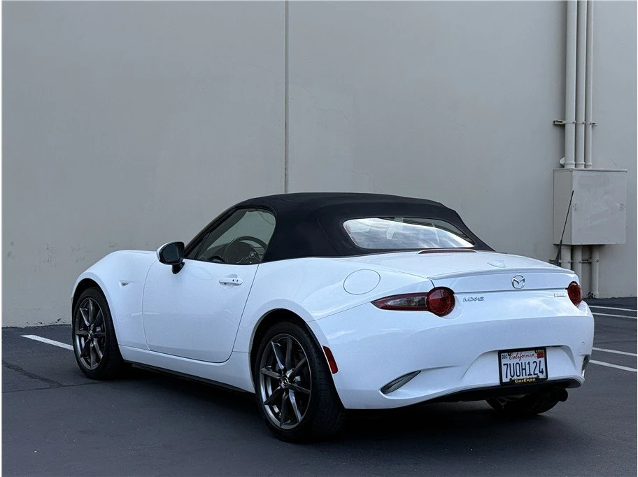 2017 Mazda ND MX-5 Miata - Image 5 of 15