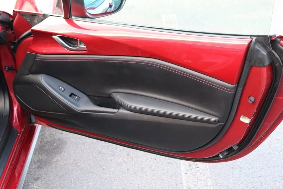 2017 Mazda ND MX-5 Miata - Image 17 of 20