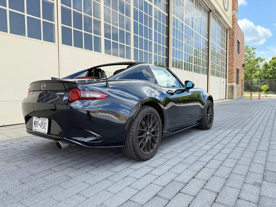 2017 Mazda ND MX-5 Miata - Image 23 of 31