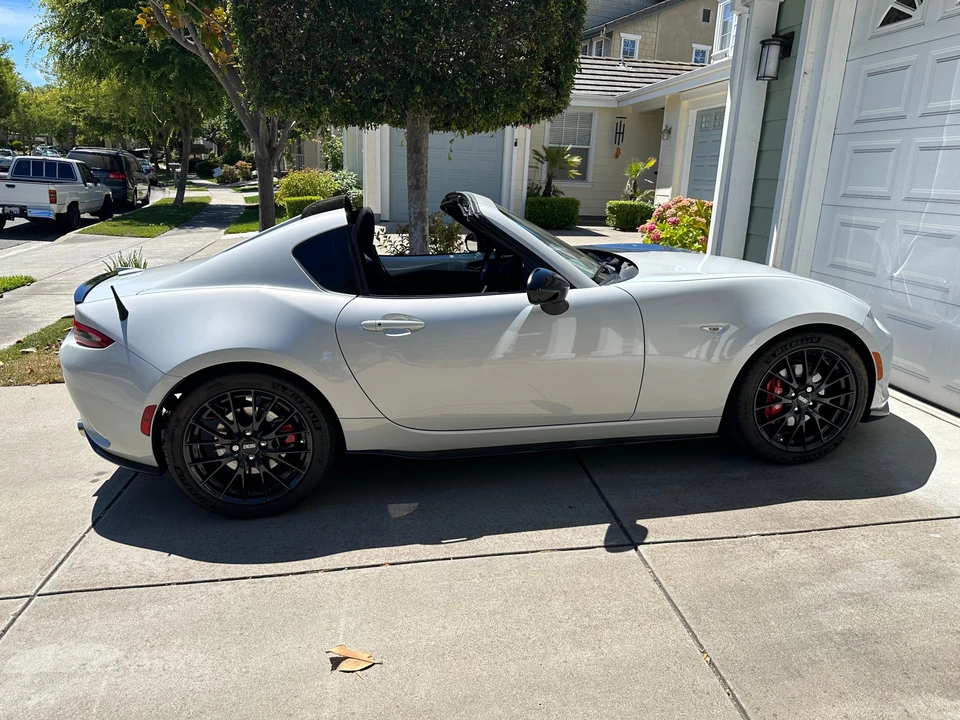 2017 Mazda ND MX-5 Miata - Image 16 of 31
