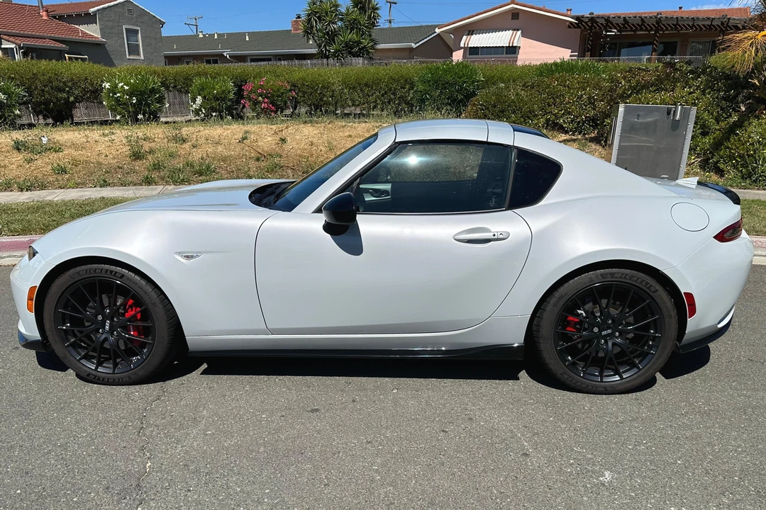 2017 Mazda ND MX-5 Miata - Image 3 of 31