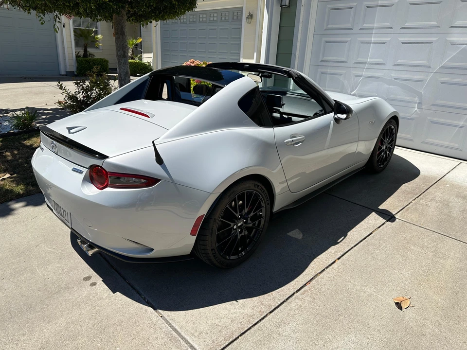2017 Mazda ND MX-5 Miata - Image 14 of 31