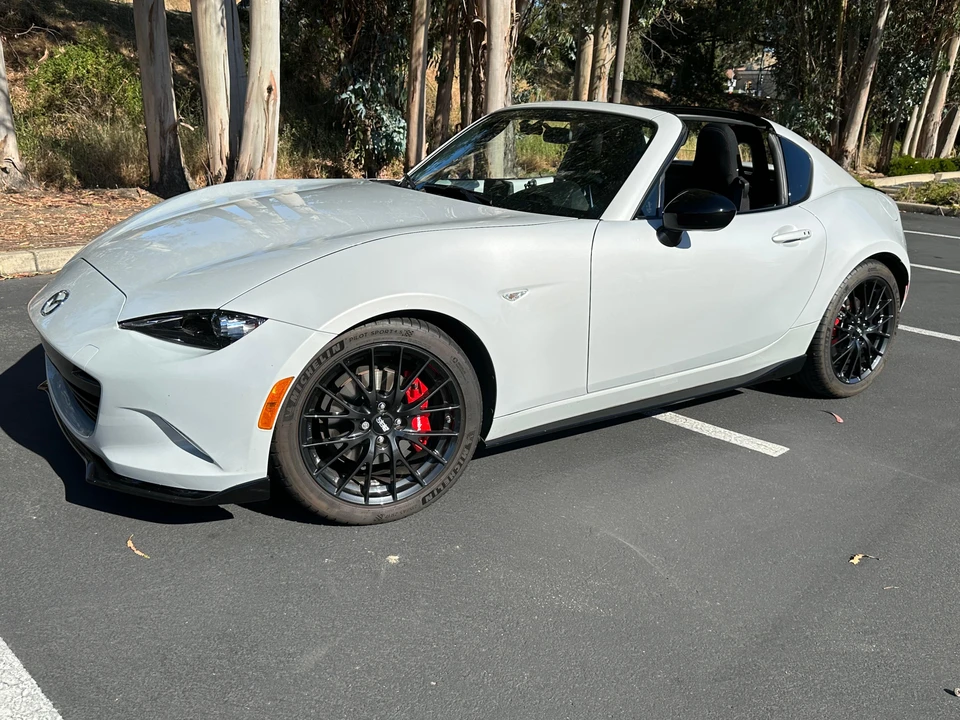 2017 Mazda ND MX-5 Miata - Image 6 of 31