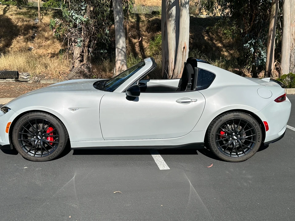 2017 Mazda ND MX-5 Miata - Image 9 of 31
