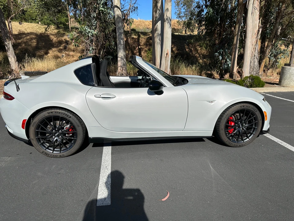 2017 Mazda ND MX-5 Miata - Image 19 of 31