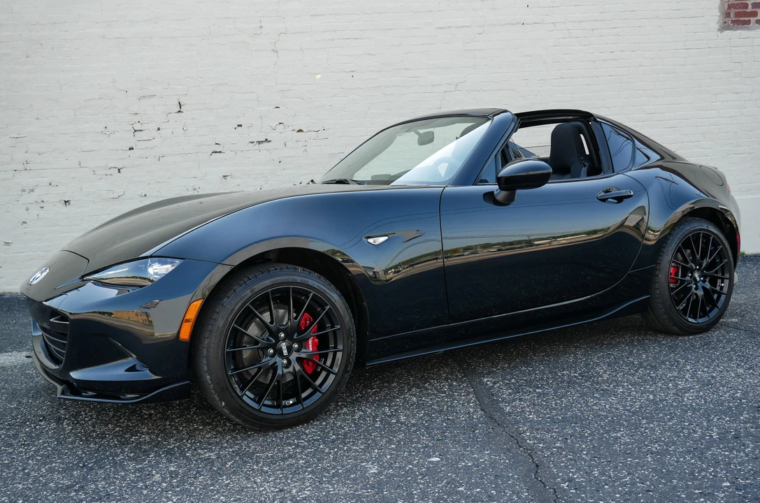 2017 Mazda ND MX-5 Miata - Image 28 of 31