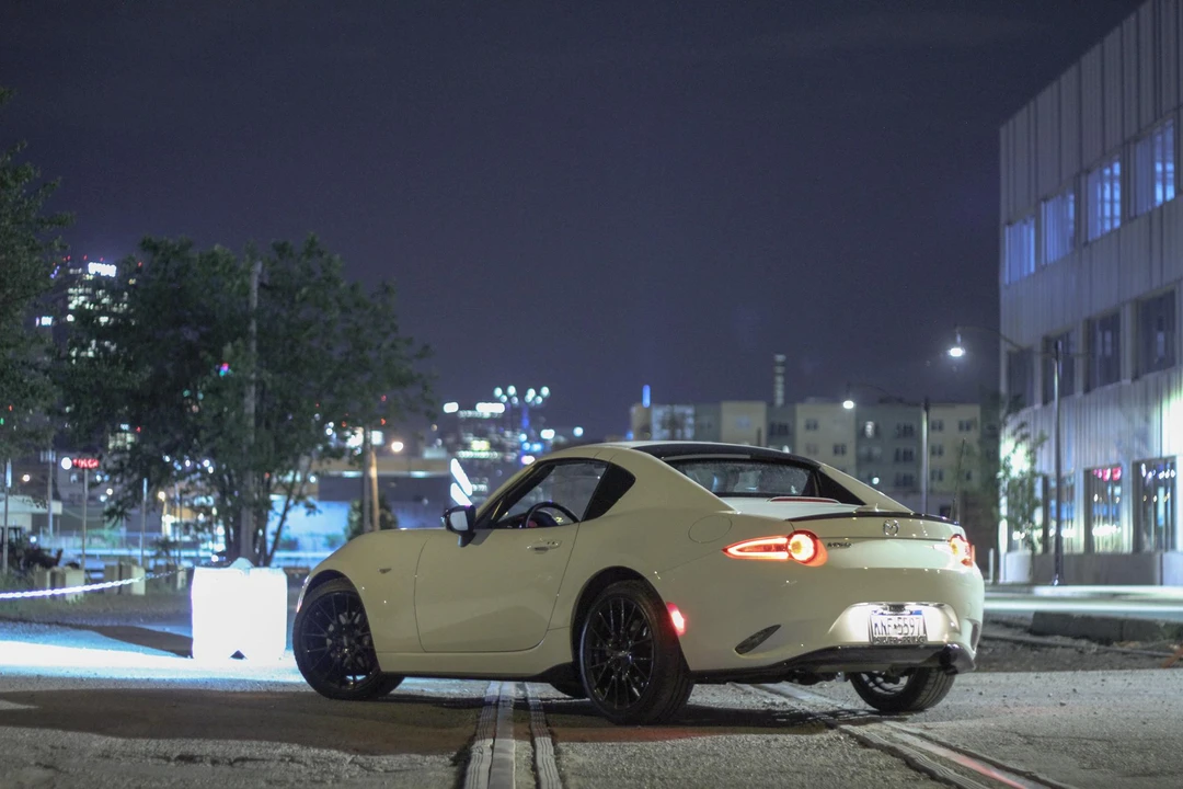 2017 Mazda ND MX-5 Miata - Image 3 of 31