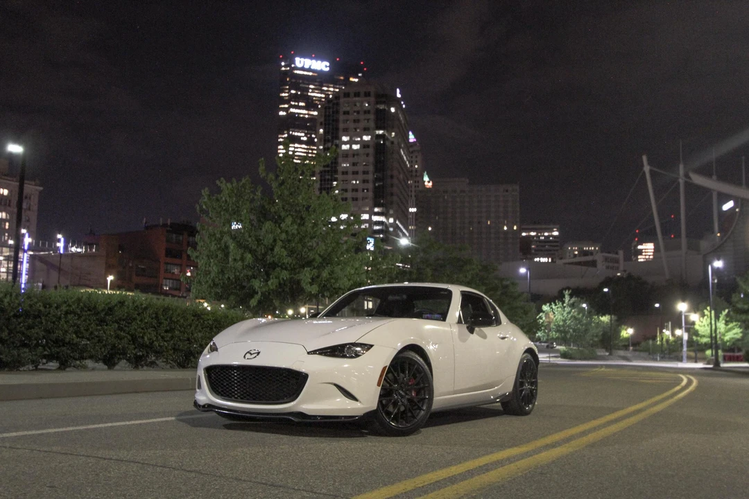 2017 Mazda ND MX-5 Miata - Image 8 of 31